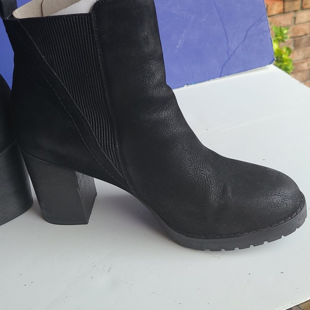 Limelight Anastasia Ankle Boots